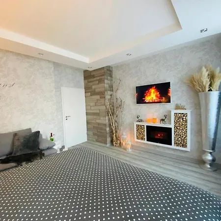 In Apartmán *